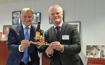 EU Health Commissioner Receives Specially Brewed #ProudToBeClear Beer